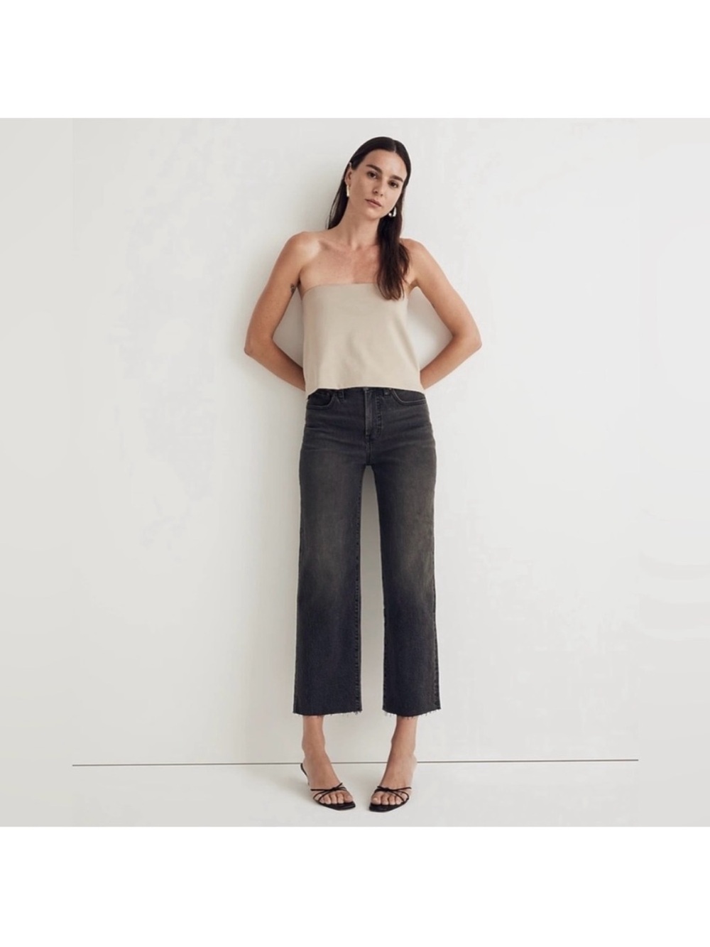 MADEWELL The Perfect Vintage Wide-Leg Crop Jean in Black
Benley Wash - Size 26 - Picture 2 of 5